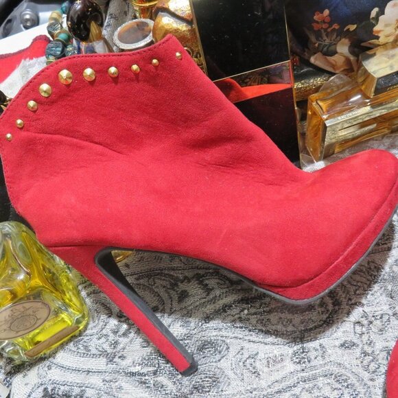 BOGO Mossimo Vibrant Red Suede High Heeled Ankle Booties Studded Embellished 9 - Picture 9 of 16